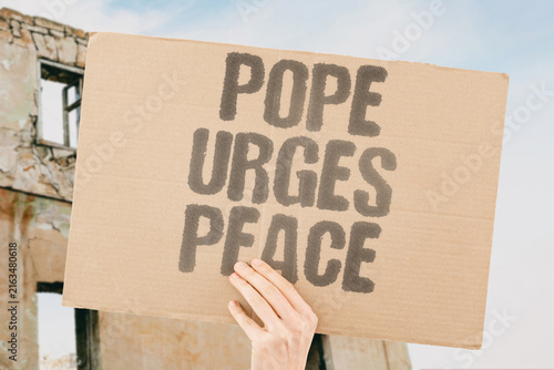 Cuadro en lienzo "Pope Urges Peace" Religious leader calls for global harmony