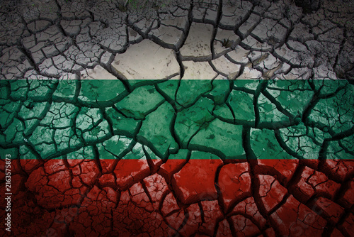 Canvastavla Bulgaria Flag on Cracked Earth Drought Concept