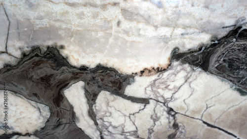 High-Resolution Close-up of Calacatta Iron Marble Texture Featuring Bold Veining