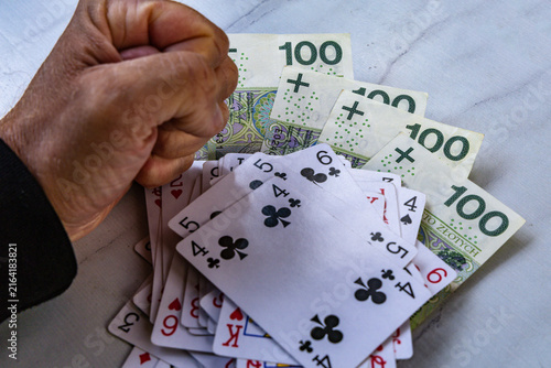 Фотография Angry Gambler Hitting Casino Table After Losing Money