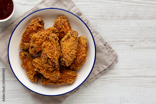 Spicy Deep Fried Chicken Wings with Sweet and Sour Sauce