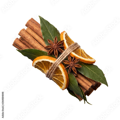 cinnamon and star anise christmas arrangement