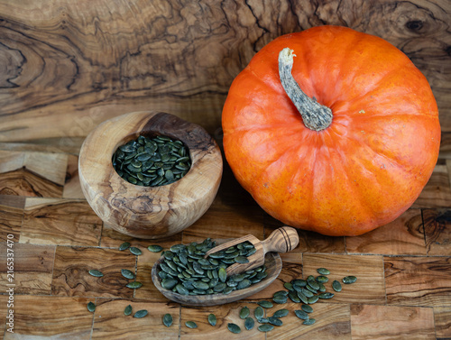 Canvastavla Hokkaido Kürbis cucurbita maxima aus dem eigenen Garten für eine pikante Kürbiss