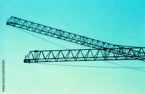 Construction crane