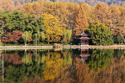 Canvas Print Autumn Landscape at West Lake, Hangzhou, with Traditional Pavilion and Reflectio
