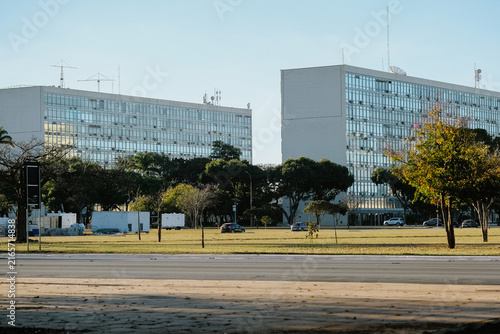 Foto Esplanada dos ministérios em Brasilia, Distrito Federal, Brasil