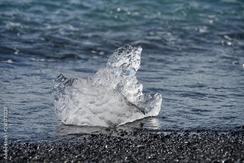 Bild auf Leinwand Jokulsarlon is a famous glacial lagoon in southern Iceland, at the foot of the Vatnajokull glacier