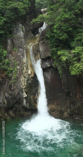 柿其渓谷の牛ケ滝