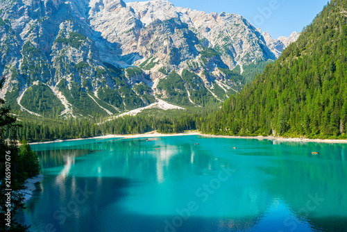 Quadro su tela High Angle View of Vibrant Turquoise Waters of Lake Braies Surrounded by Dolomit