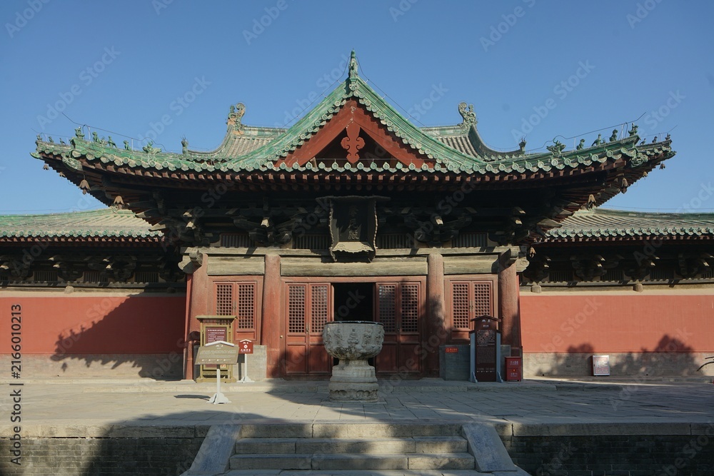 Fototapeta premium Chinees historic architecture: Long Xing Temple, build from AD. 586
