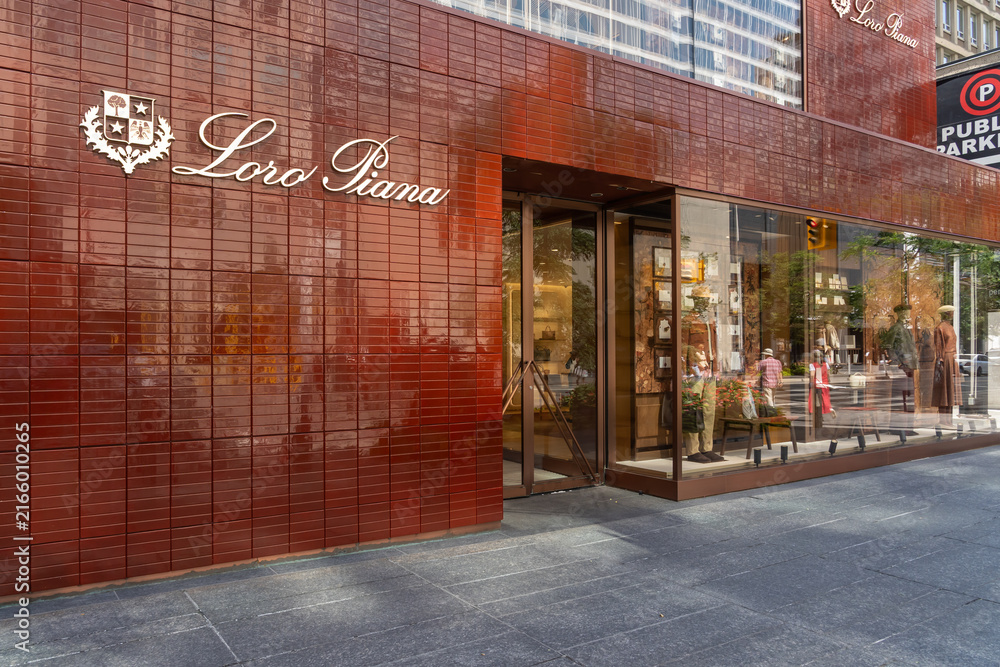 Fototapeta premium Toronto, ON, Canada - August 21, 2026: Loro Piana flagship clothing store on Bloor Street West in Toronto, Canada. Loro Piana is an Italian luxury brand. 