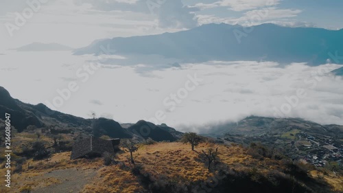 Video overlooking a sea of ​​clouds in the Andean village of Llama near Chota, in Cajamarca, Peru