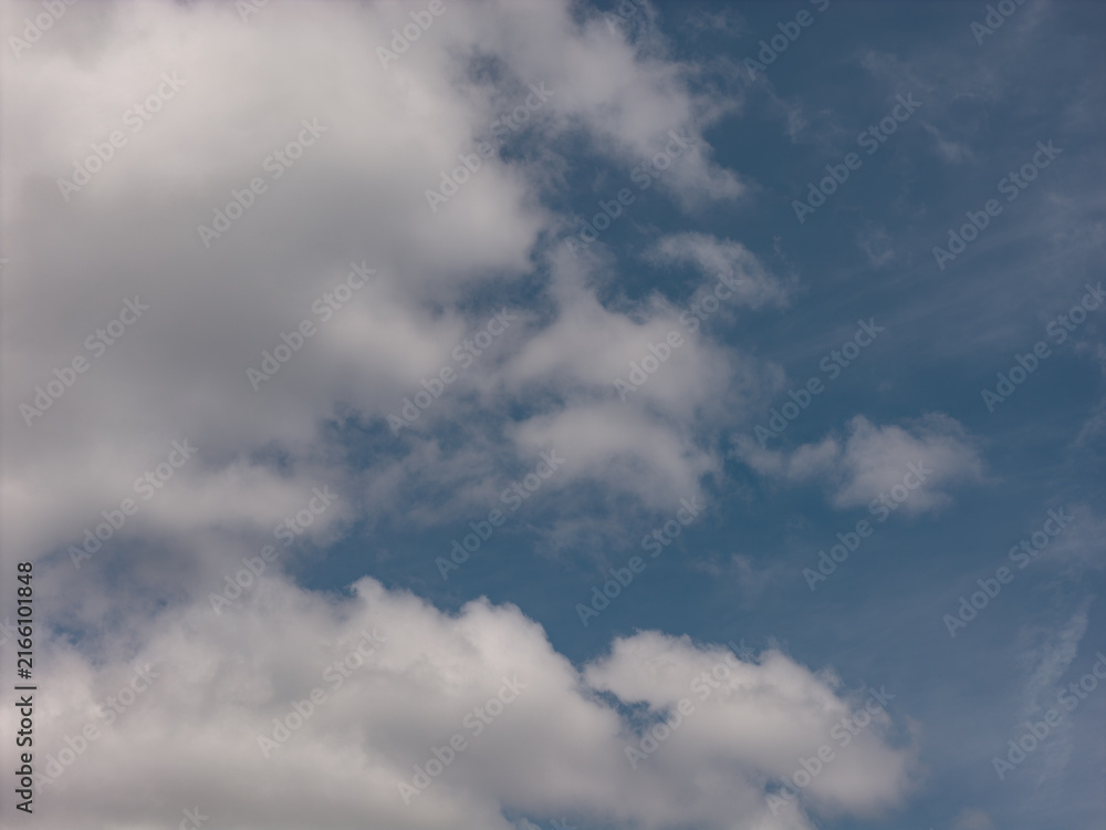 Fototapeta premium Clear blue summer sky above White Plains in Westchester County, New York