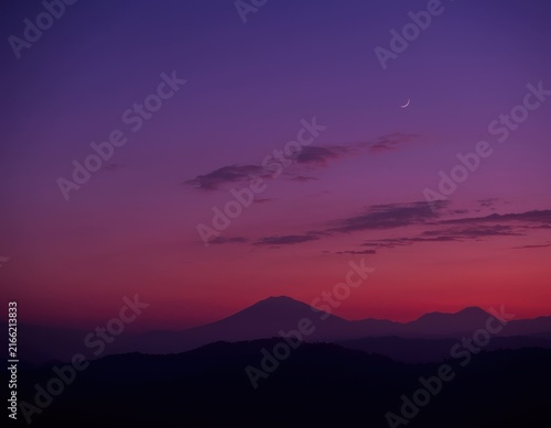 Fototapeta purple mountain sunset