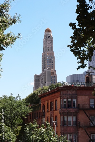 фотографія The Williamsburgh Savings Bank Tower (also known as One Hanson Place) is located in the Duntown-Brooklyn neighborhood of New York City