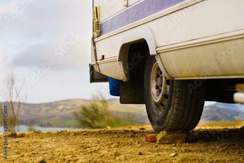 Caravan using stone for leveling