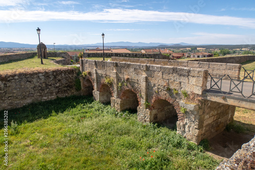 Canvas Print Ancient stone bridge spanning defensive moat Ciudad Rodrigo