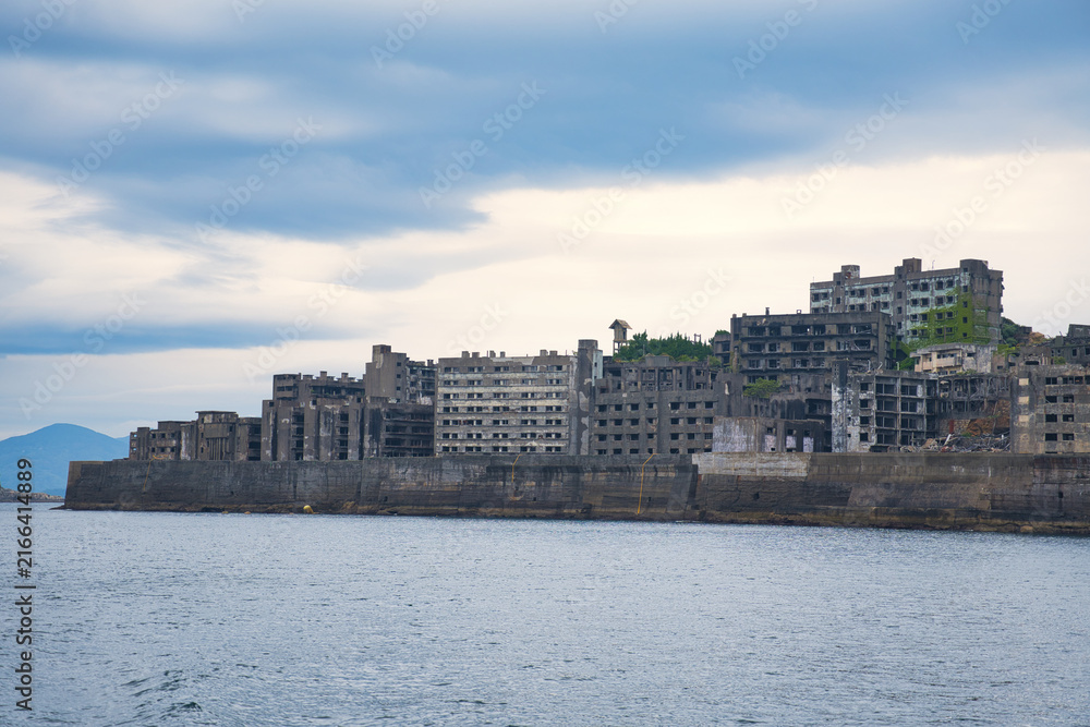 Fototapeta premium 世界遺産の端島・軍艦島ツアー