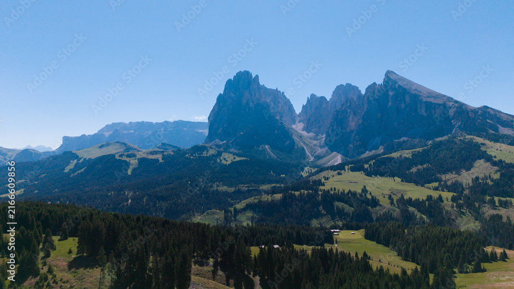 Naklejka premium Alpe di Siusi at sunny morning sunrise, Dolomites mountains, Italy