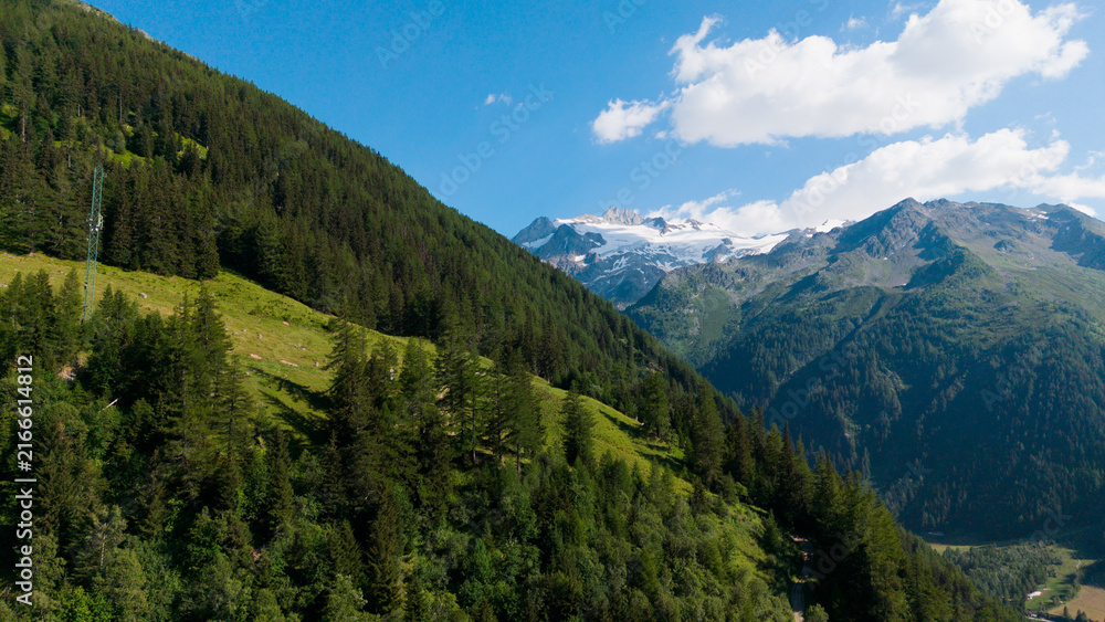 Fototapeta premium alpine landscape panorama in the evening, mountain