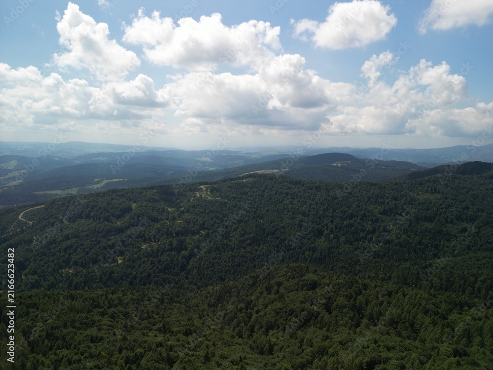 Fototapeta premium Jezioro Solina - Polska Zachód słonca nagrany dronem