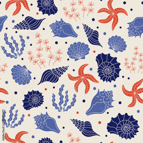 Seamless pattern with sea shells starfish and coral plants