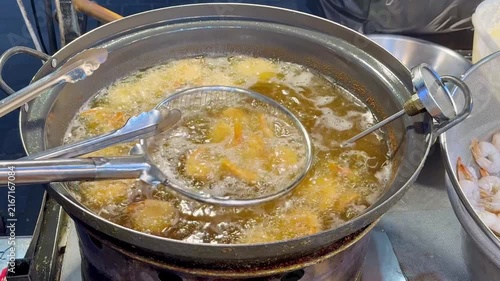 Korean Street Food – Deep Frying Fresh Shrimp in Hot Oil at Outdoor Market Stall