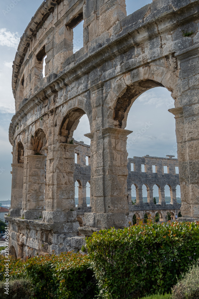 Obraz premium roman amphitheater in pula croatia