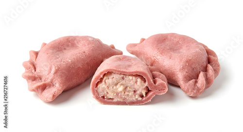 Rosa Rote-Bete-Pierogi mit Meerrettichfüllung