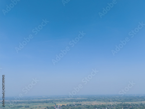Bild auf Leinwand Clear blue sky with a wide horizon view over a landscape