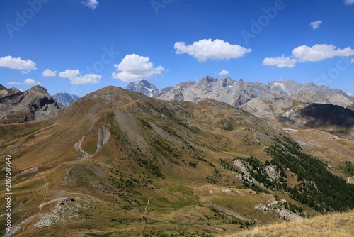 Fotografie Le Mont Pelvoux (3943m) depuis Serre Chevalier dans le Massif des Ecrins