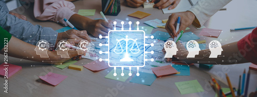 Foto A dynamic work session showcasing hands engaged in brainstorming over a table, centered on concepts of artificial intelligence and legal balance in modern society