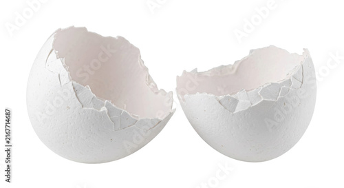Konstfotografi Broken white eggshell halves isolated on a clean white background