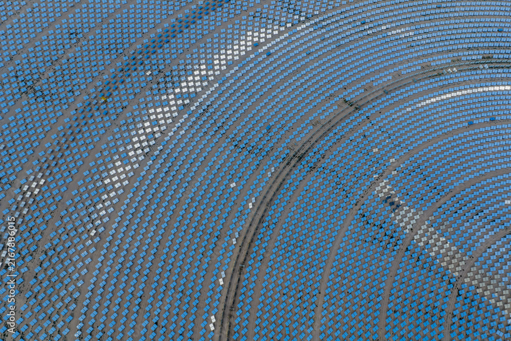 Fototapeta premium Molten salt tower solar thermal power plant, new energy, super mirror power plant, prism tower