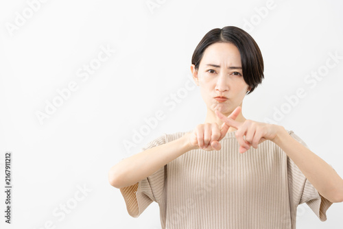 Fototapeta 半袖ニット姿の女性 ライフスタイルイメージ