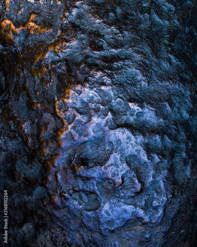 Konstfotografi Vertical abstract dark metal texture with iridescent reflections