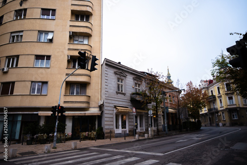 Obraz na płótnie Cityscape of central Belgrade, Serbia, with autumn streets and urban architectur