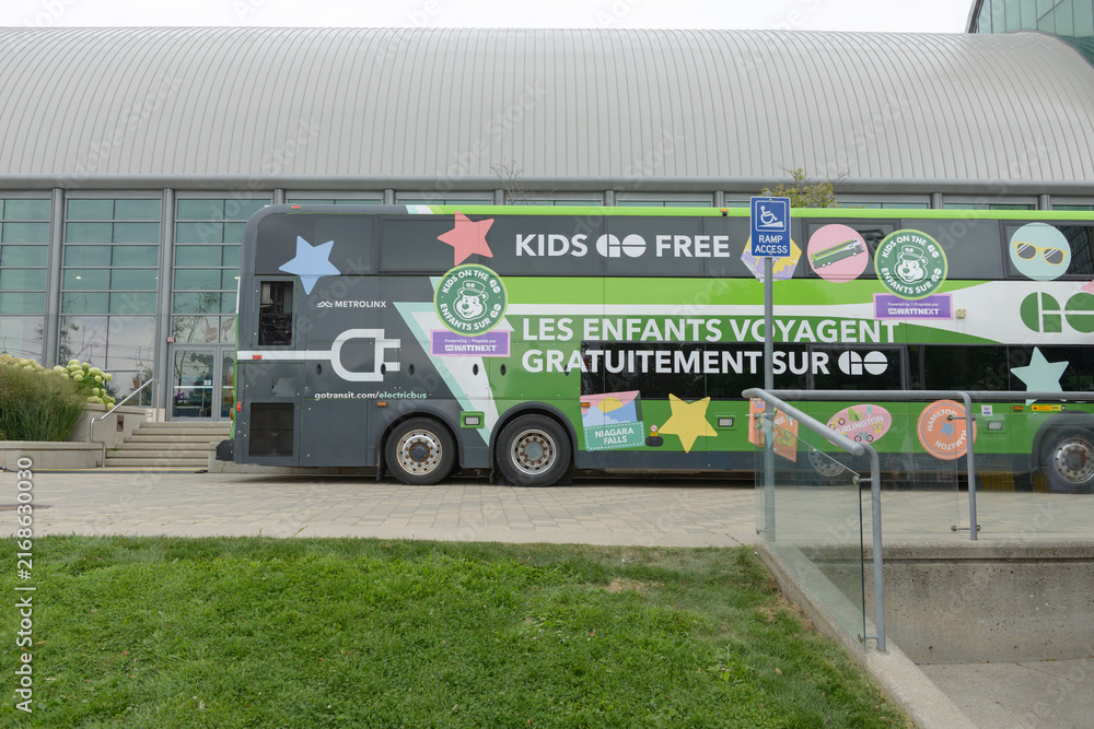 Obraz premium Go Transit electric bus on display outside the Enercare Building, Exhibition Place, Toronto