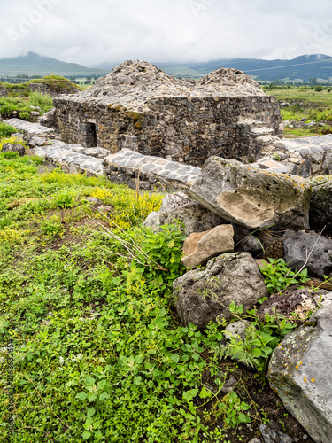 Obraz na plátne ruins and Large Bathhouse in medieval Lori Berd