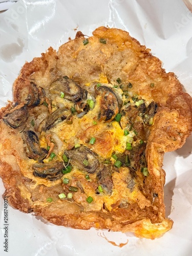 pizza on a plate, Hot tod is food thai
