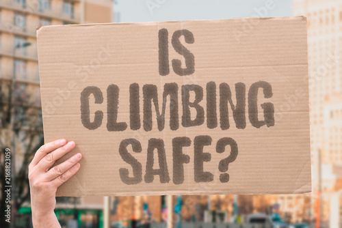 Canvastavla "Is climbing safe?" Stair exercise risks depend on technique