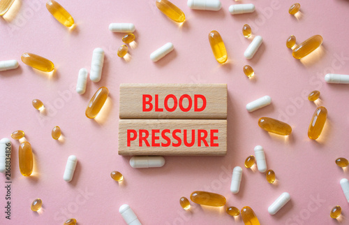Quadro su tela BLOOD PRESSURE symbol