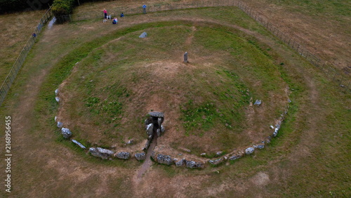 Картината върху платно North Eastern Entrance to Bryn Celli Ddu, a neolithic chambered tomb on the isla