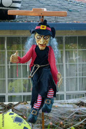 Картината върху платно Haunting, Spooky Halloween Witch Marionette Puppet Decoration