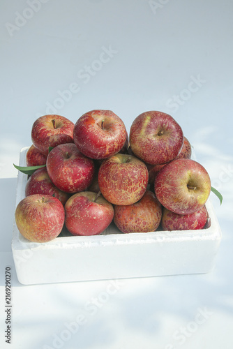 Konstfotografi Fresh Red Fuji Apples from Xinjiang Aksu Region in Wooden Crate - Premium Mounta