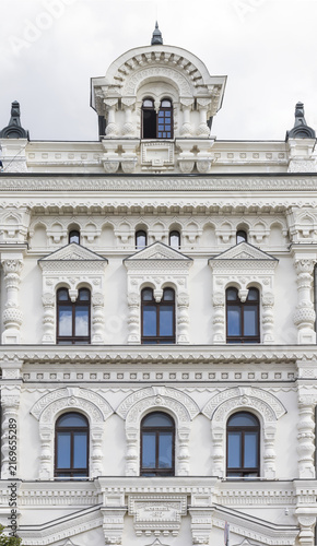 Canvas Print facade of the old building