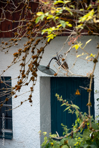 Wandleuchte an Betriebsraum