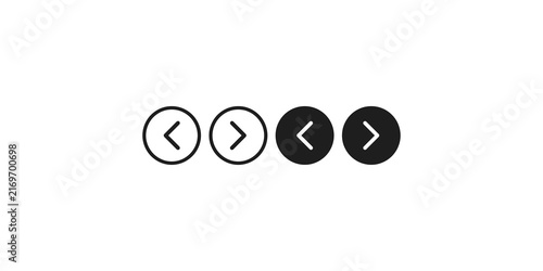 Cuadro en lienzo Navigation arrows in circles for moving backward and forward on transparent background
