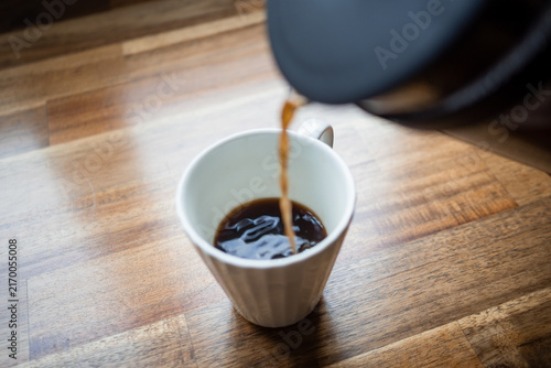 French press coffee making 4
