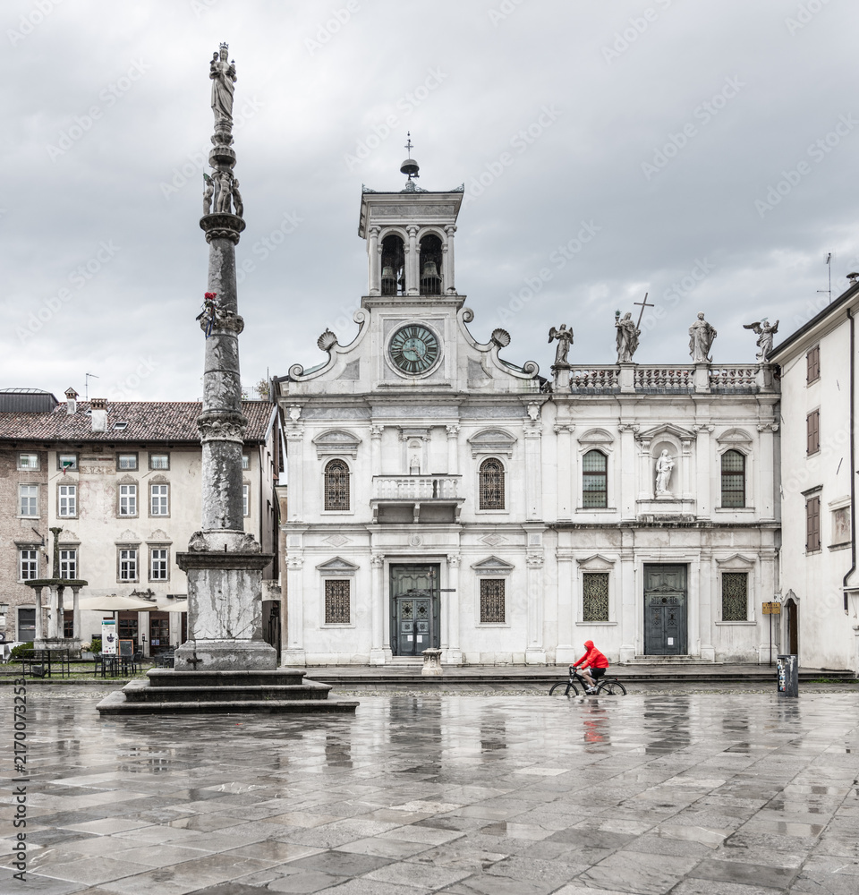 Fototapeta premium Piazza Giacomo Matteotti after the rain. Udine, Friuli, Italy.